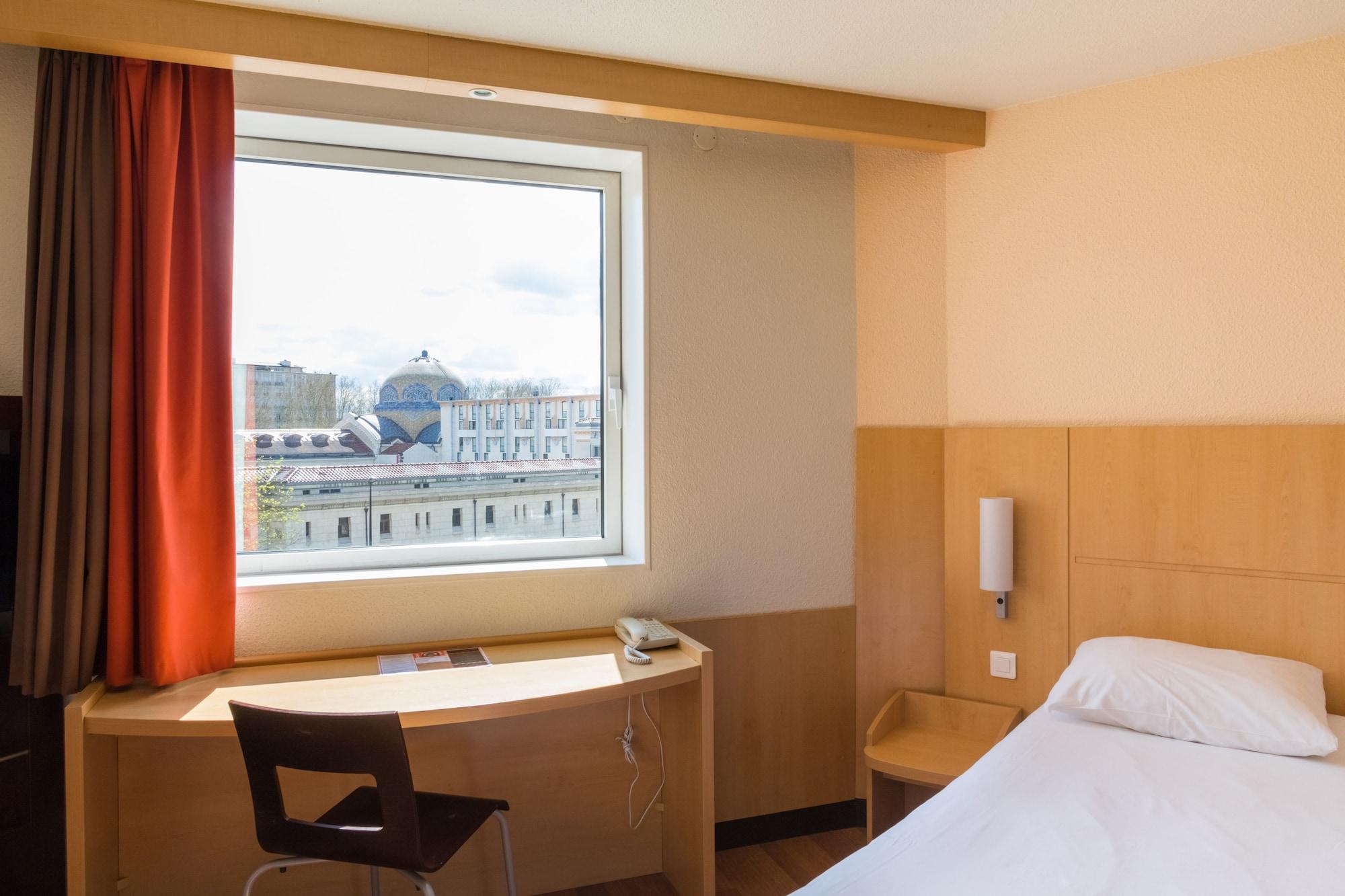 Ibis Vichy Hotell Eksteriør bilde